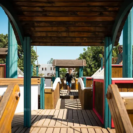 Mitsis Royal Mare 5*