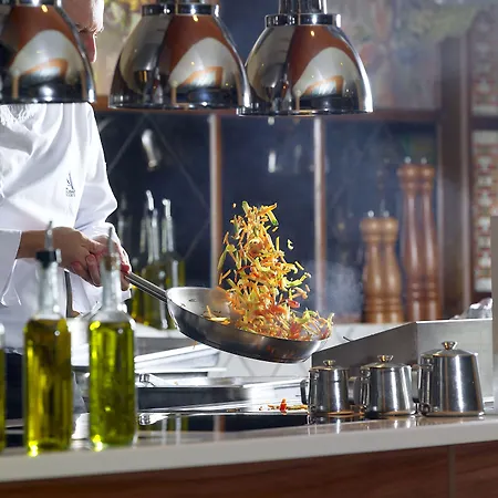 אתר נופש Mitsis Royal Mare הרסוניסוס