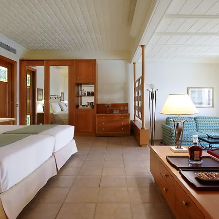 Mitsis Royal Mare 5*