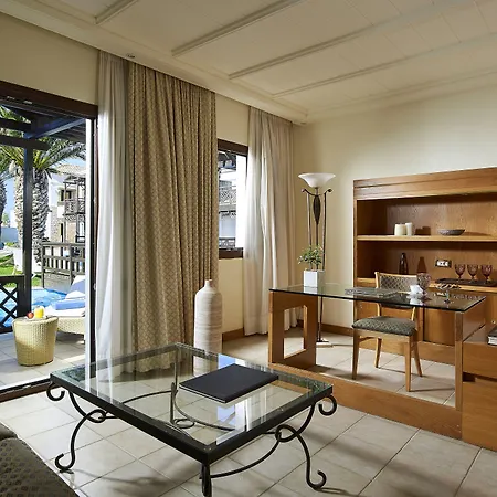 Mitsis Royal Mare Semesteranläggning (resort) Hersonissos (Crete)