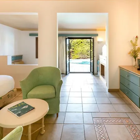 Mitsis Royal Mare Resort 5*
