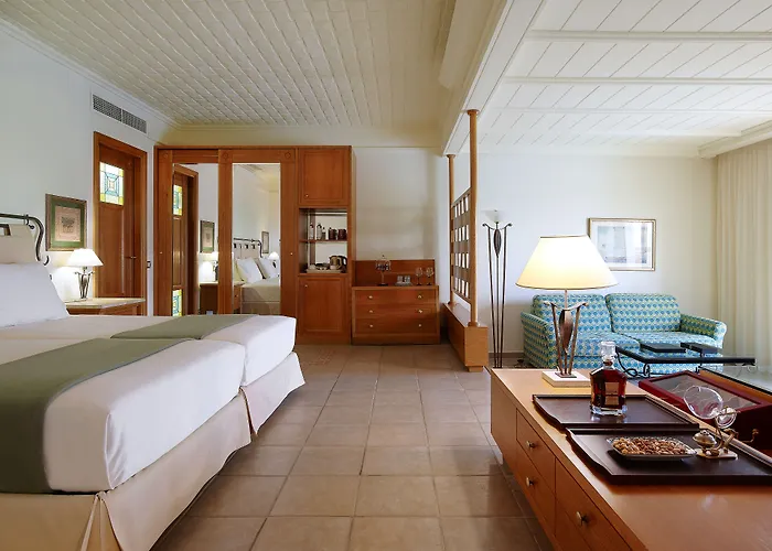 Mitsis Royal Mare 5*