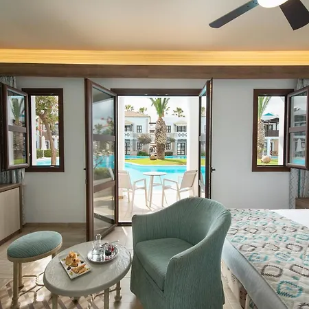 Mitsis Royal Mare Resort